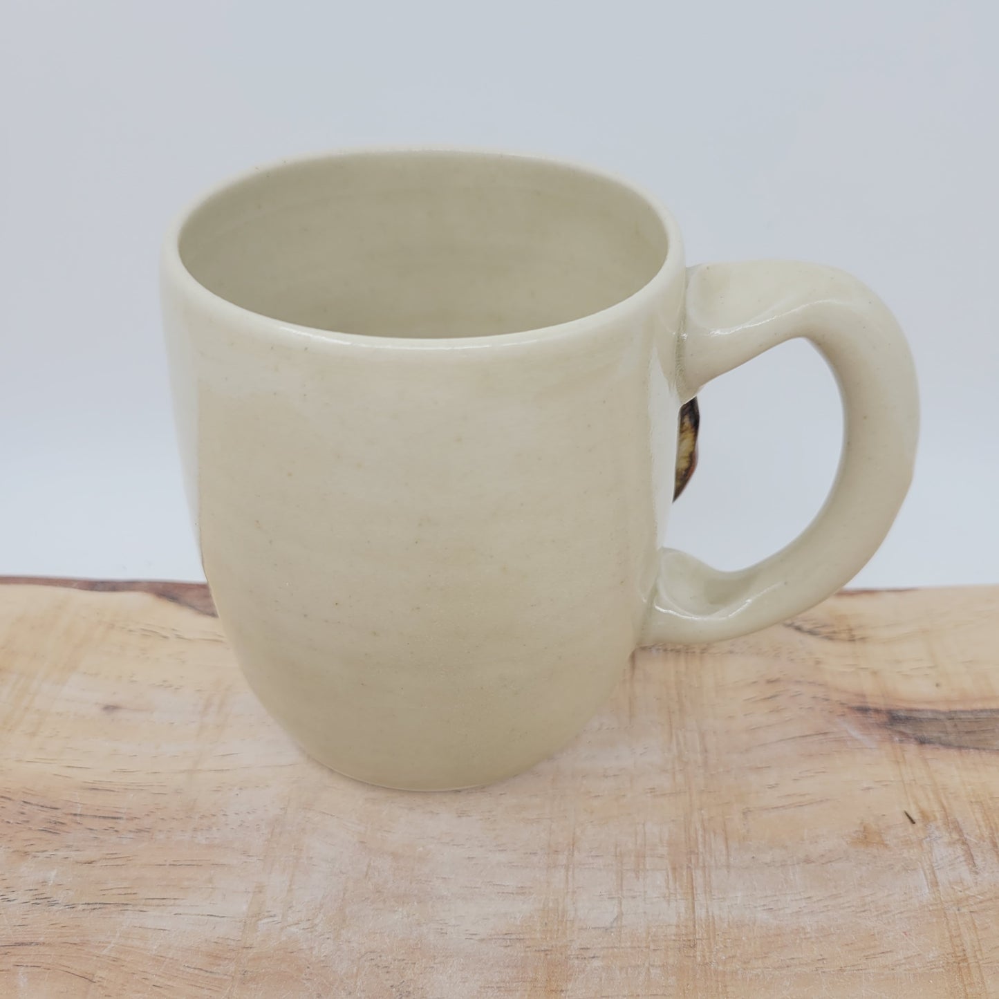 Coffee Cups. Funny Confused Face Mug. Nelson Studio UgChug. Creamy Stone White. Extra Large Big 16 Ounces