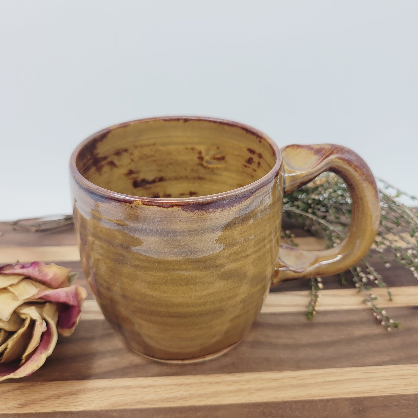 VALENTINES DAY Mug for Her | Funny Coffee Cup with Googly Heart Eyes Face | Caramel