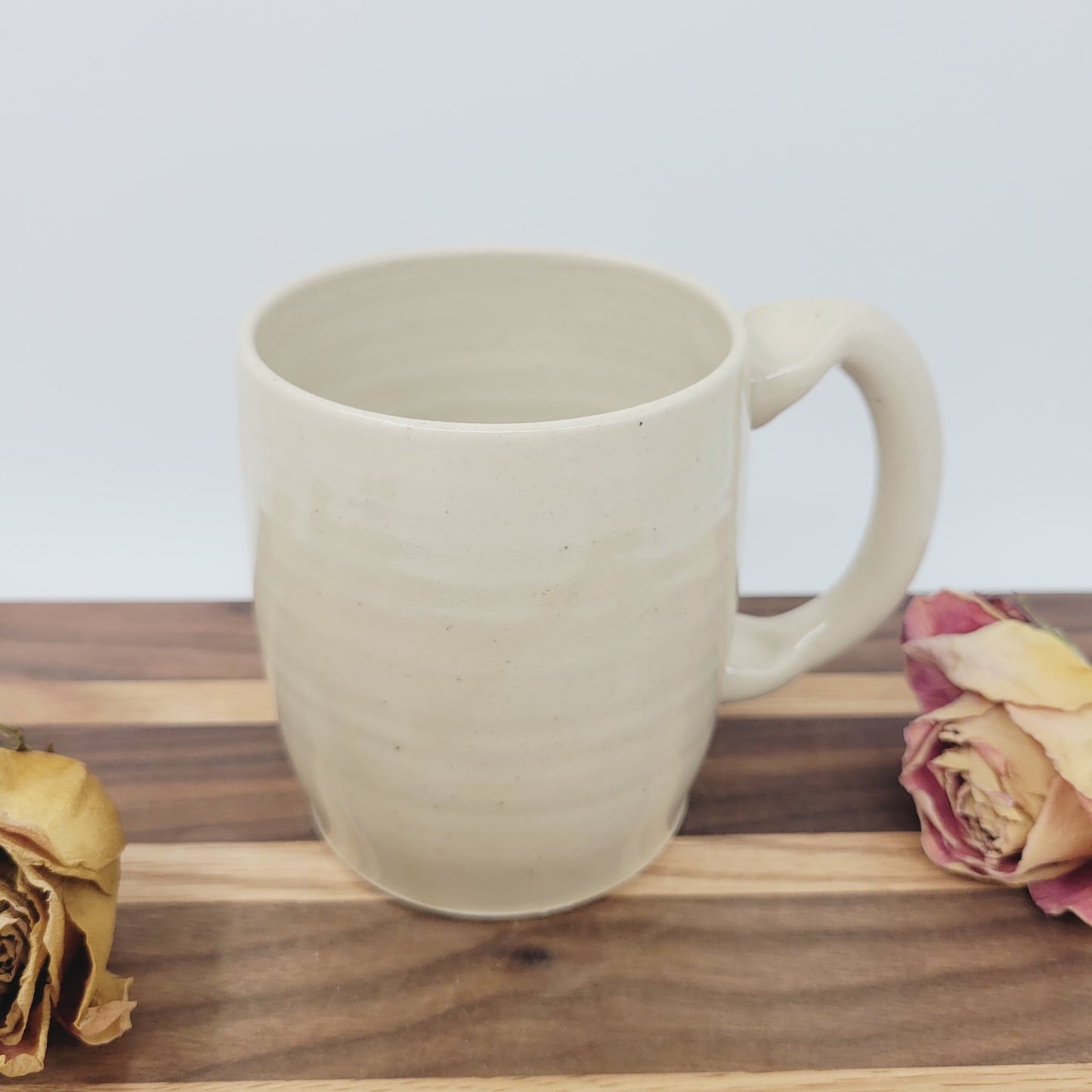 Charming Floral Heart Hot Tea Mug | Cream | Flower Pattern Coffee Cup