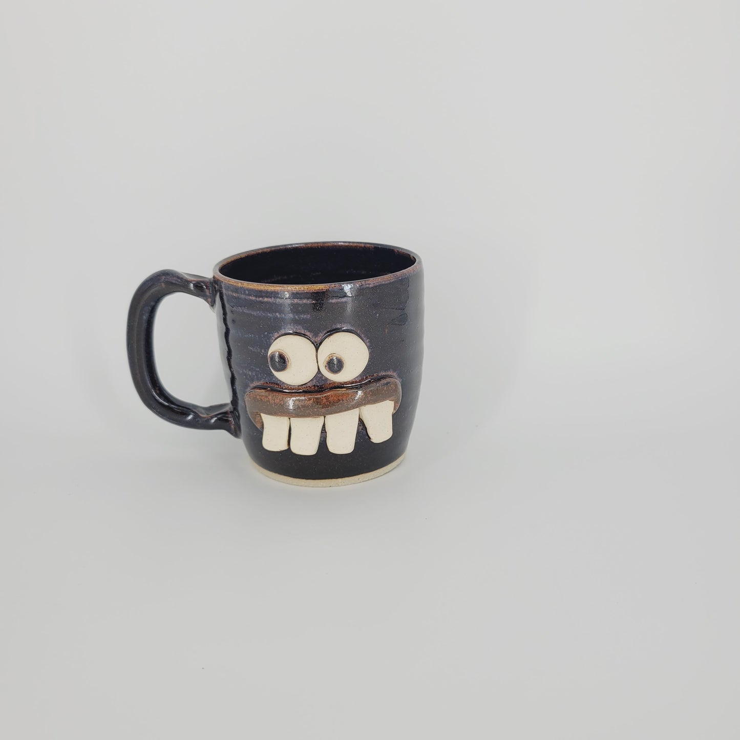 UG CHUG Face Mug | Stoneware Pottery Coffee Cup | Large | Chocolate Brown