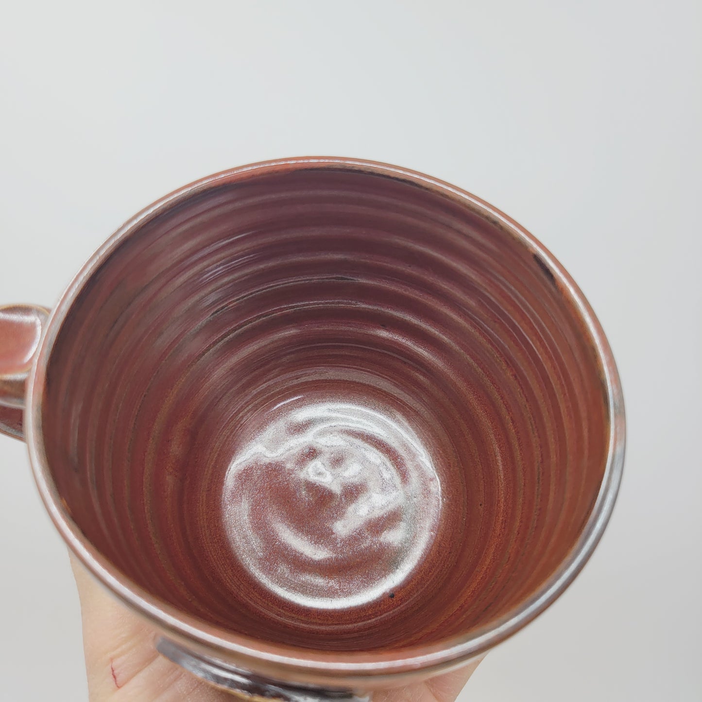 Vintage Santa Mug | Christmas Morning Coffee Cup | Old Fashioned Hot Chocolate Pottery Mug | Red | Extra Large 20 Ounces