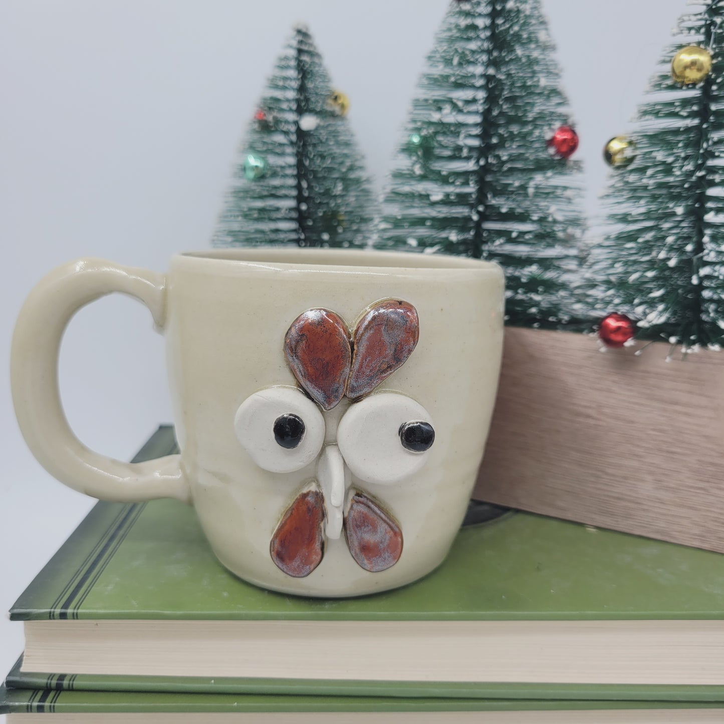 Chicken Coffee Cup | White | Funny Farm Barnyard Animal Mug | Rooster Collector Face Mug | Nelson Studio Ug Chug