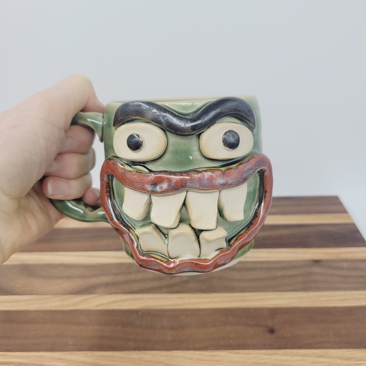 Funny Smiley Face Mug | Green Coffee Cups | Unibrow | Cheesecake Lover