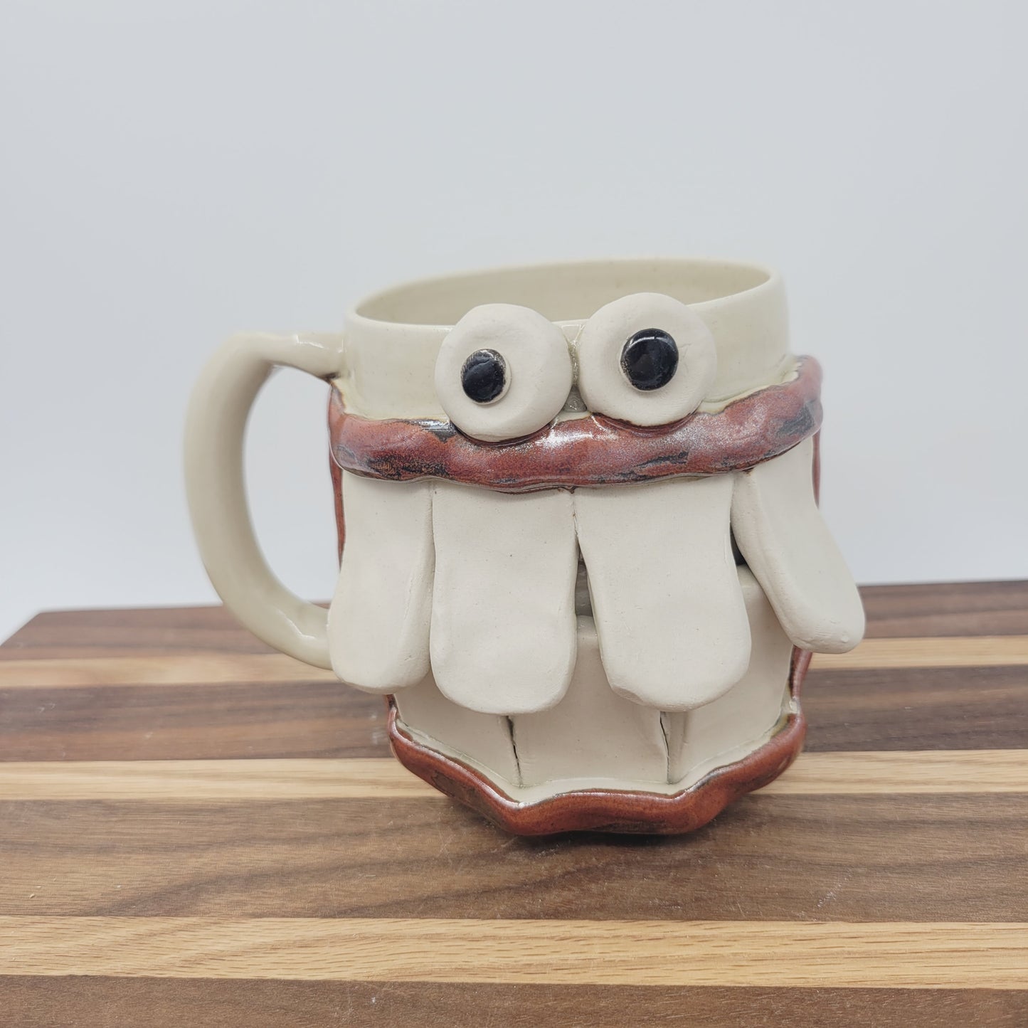 Coffee Cups. Funny Confused Face Mug. Nelson Studio UgChug. Creamy Stone White. Extra Large Big 16 Ounces