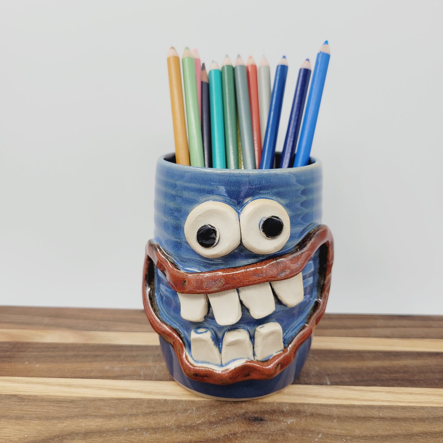 Toothbrush Holder | Pencil or Pen Cup | Desktop Organizer | Smiley Face | Blue | Gift for Dad