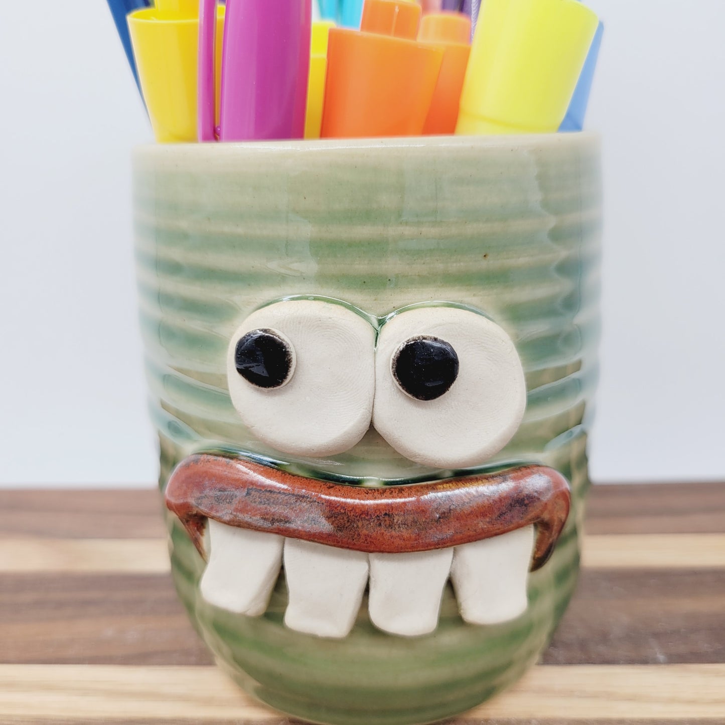 Toothbrush Holder | Pencil or Pen Cup | Desktop Organizer | Handmade Stoneware Pottery Smiley Face