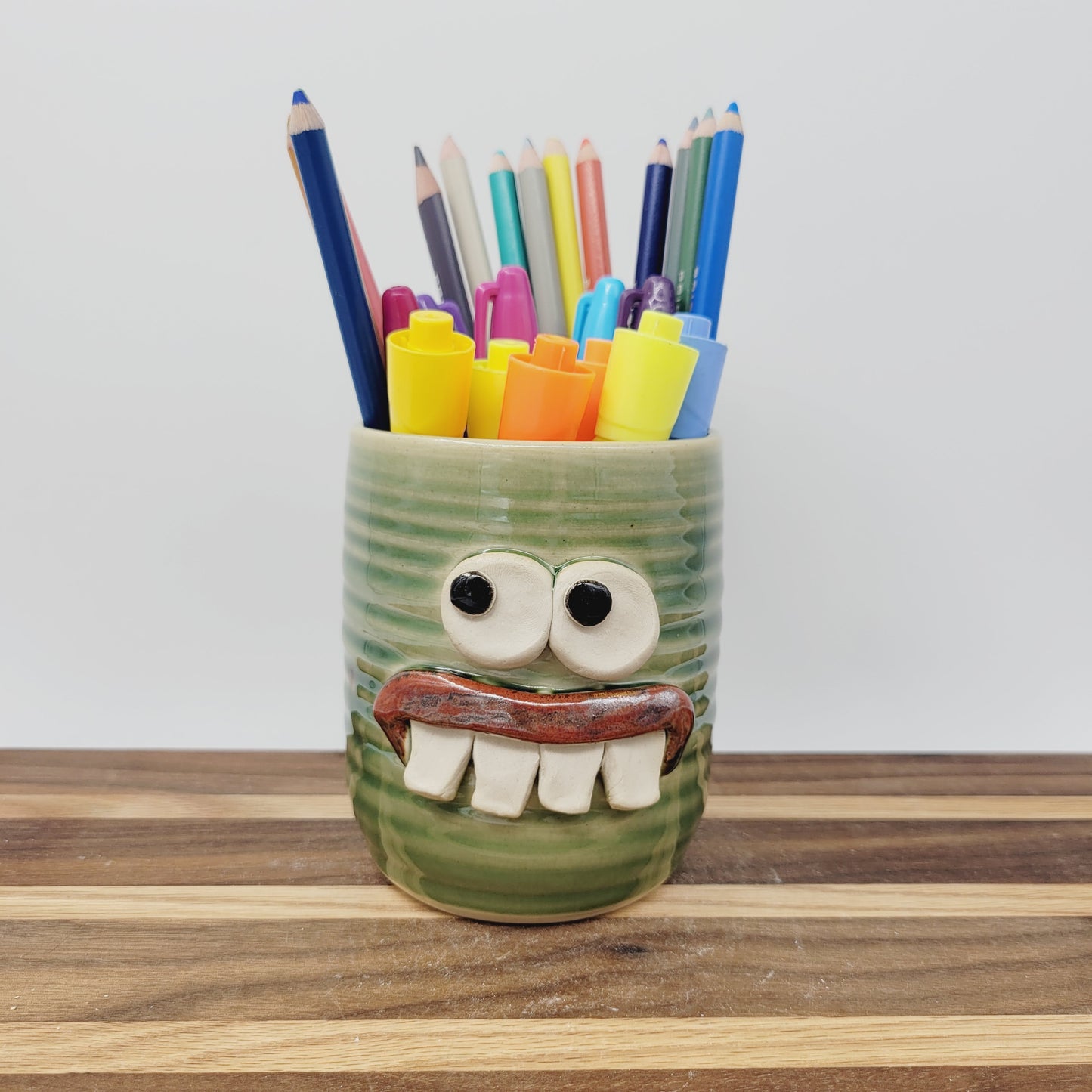 Toothbrush Holder | Pencil or Pen Cup | Desktop Organizer | Handmade Stoneware Pottery Smiley Face