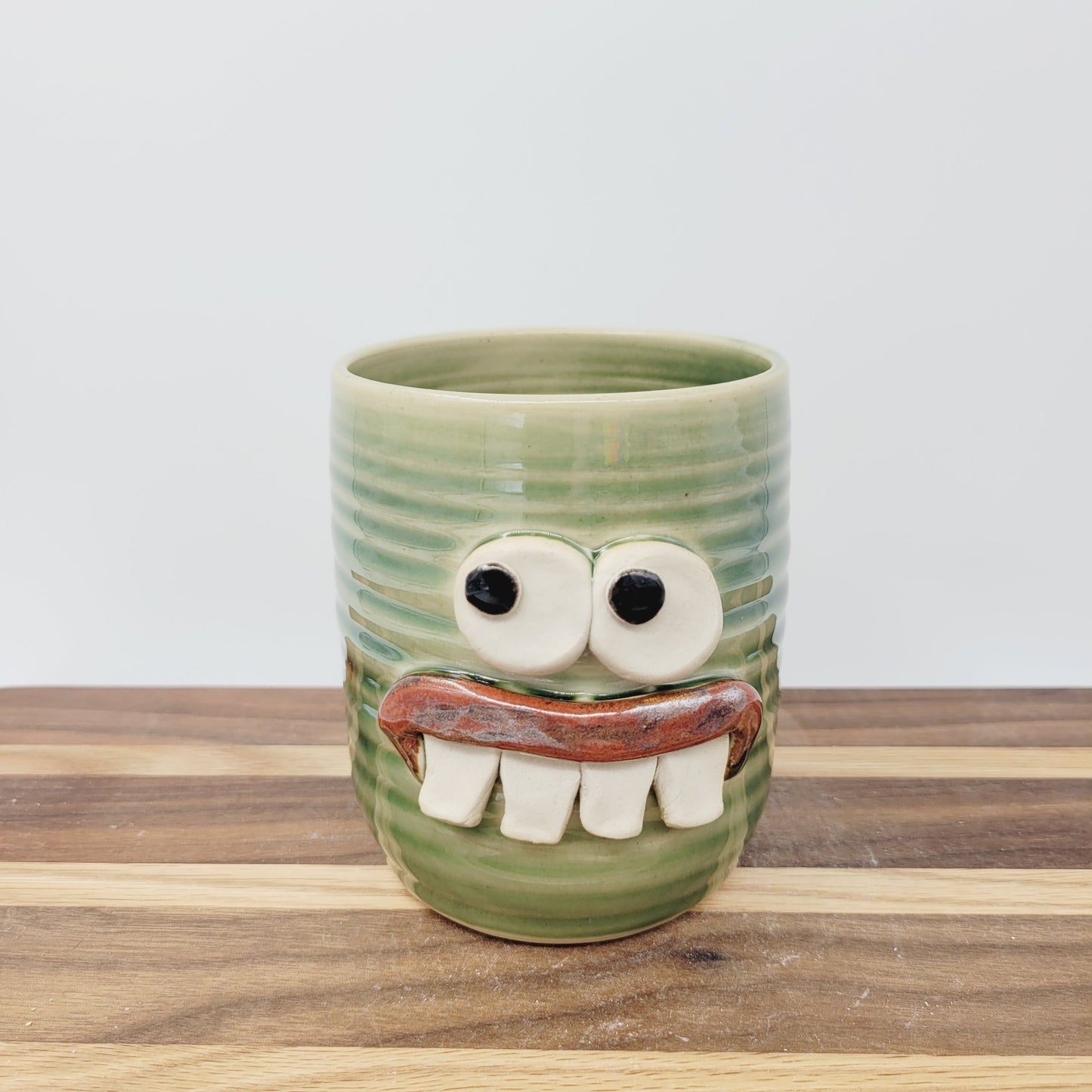 Toothbrush Holder | Pencil or Pen Cup | Desktop Organizer | Handmade Stoneware Pottery Smiley Face