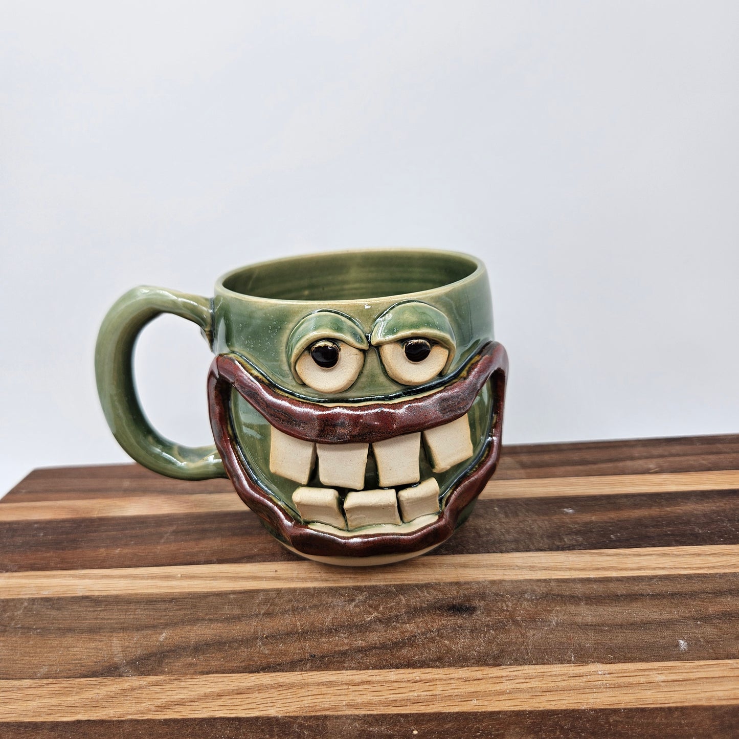 Not Worried Carefree Coffee Cup | Funny Face Mugs | Green | Stoneware Pottery